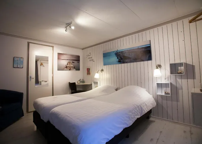 Отель Carre Zuid-limburg 3*