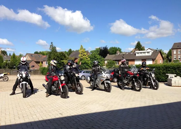 ホテル Carre Zuid-limburg 3*